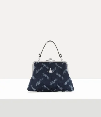 グラニーフレームパース