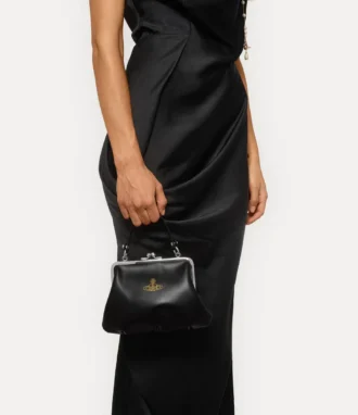 グラニーフレームパース